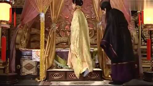 庞太师安排假李妃入狱，寇珠瞬间上当，装疯事实暴露无遗