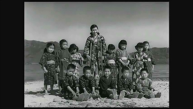 《二十四只眼睛》预告片(日本:1954)