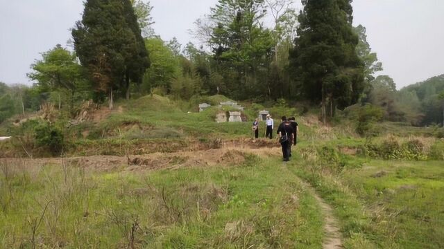 看风水教学视频:王君植大师带杨公风水培训班看风水宝地为何不发