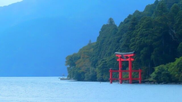 箱根—富士山下的温泉之乡