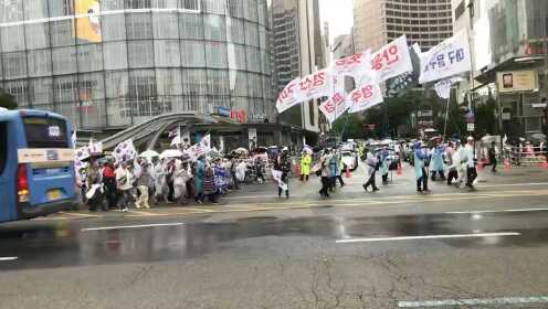 韩国首尔 光复节游街，不是游行哦 - 腾讯视频