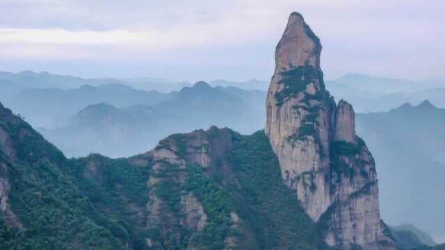 浙江发现世界最大的天然佛像,呈现双手合十的姿态,太逼真了!