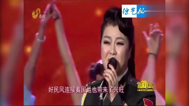 于丽娜演唱《孝行天下》,百善孝为先是中华根本,让人热泪盈眶