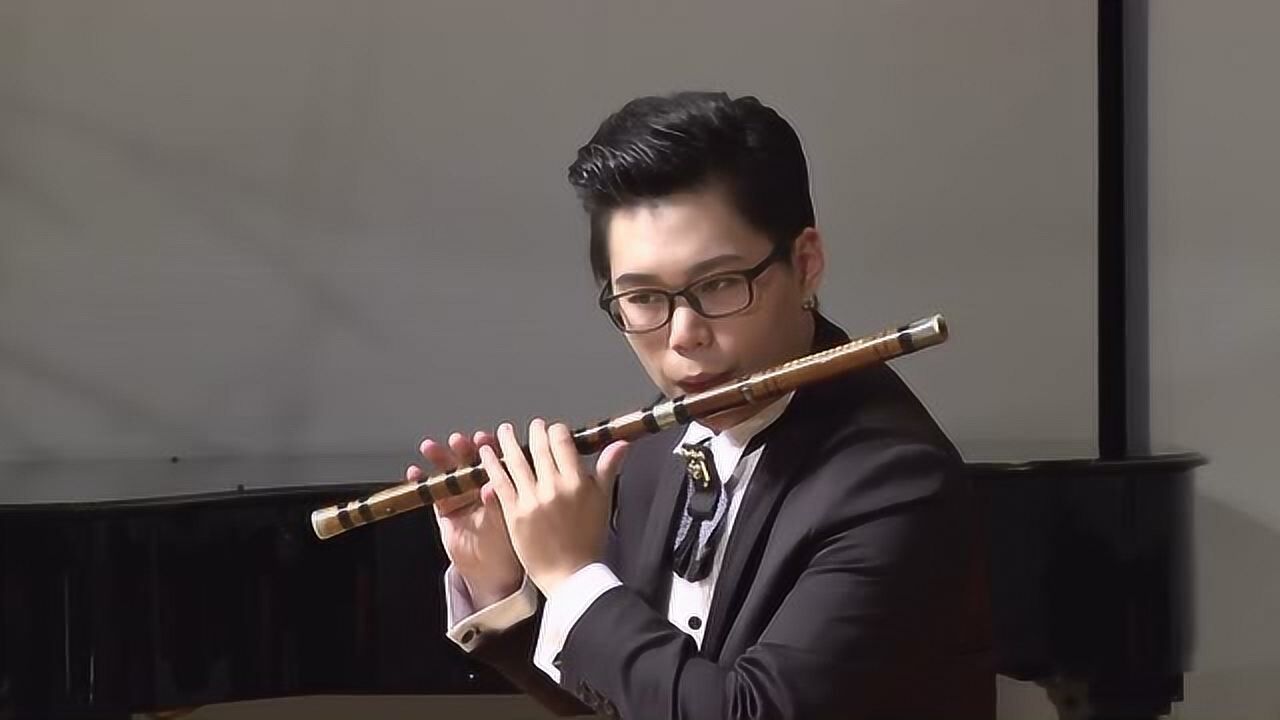 曾永清曲秦川情李执修笛子演奏