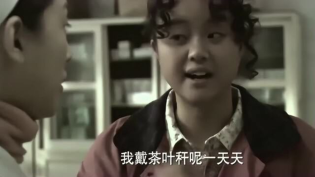 女子打耳洞发炎疼痛难忍,没想小护士出高招,带金子竟能消炎