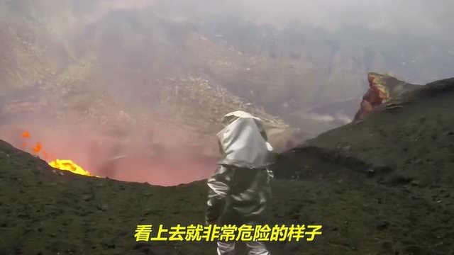 世界上最疯狂的烧烤方式,在火山口烤棉花糖,想想就感觉太刺激了!