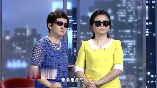 母女争吵不能心平气和讲话,互诉心声调解结束,抱头互哭.