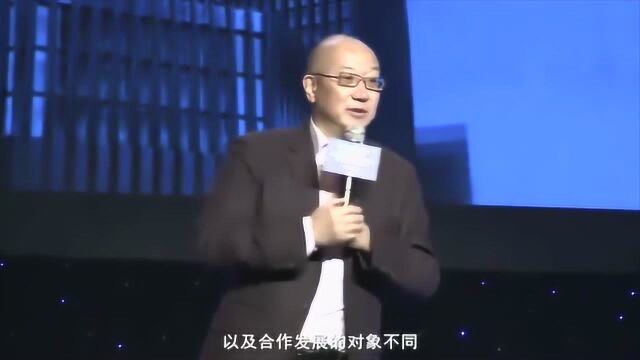 董事长冯仑:我们活下来,就必须着眼于别人看不见的事情!