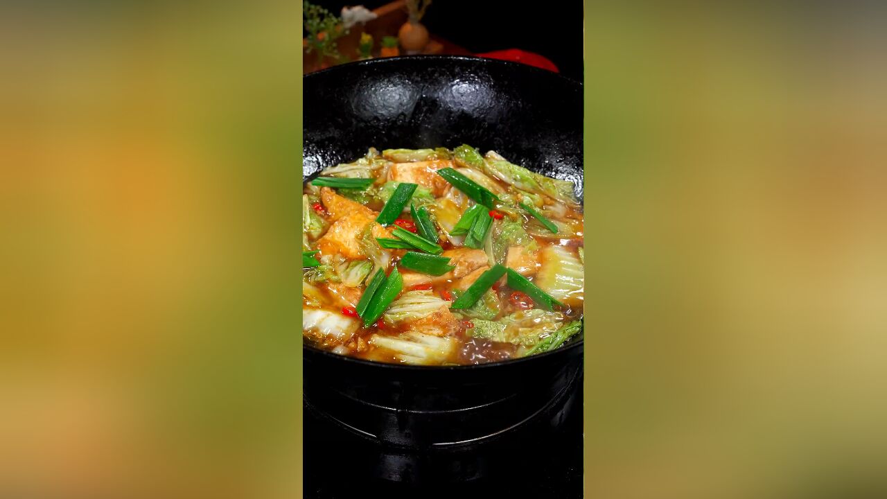 以后豆腐买回家,你就像我这样做和白菜炖豆腐,豆腐滑嫩入味好吃又下饭