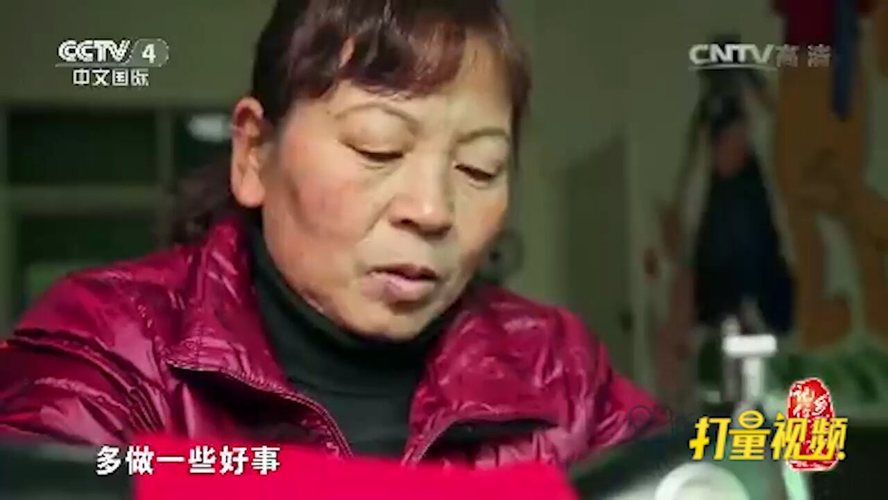 存良善之心做有义之人,她陆续助养了60多名残障孤儿