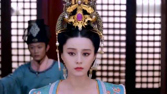 武媚娘传奇:武媚娘发现孩子已窒息,激动地晕死过去,这表情够吓人的