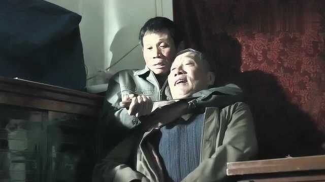 汉东高层官员集体被惊动!高小琴知道坏事了,大把大把的砸钱平事