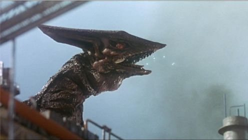 神秘巨鸟袭击日本，怪兽之王加美拉被惊醒，一部怪兽电影！