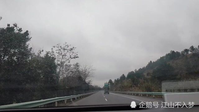 上联:山青水秀风光好!求赐教下联?