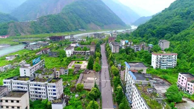 5.12汶川特大地震纪念馆建筑物北川县政府广场