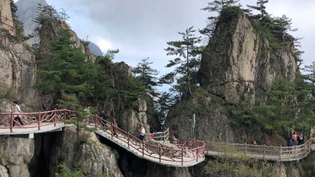 我眼里的河南老君山:十里画屏,峰林奇观,过目难忘