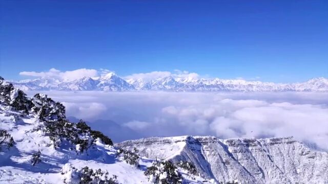 雪山雪景