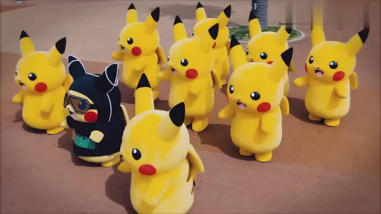 皮卡丘广场舞《Pikachu Dance Dance Dance》