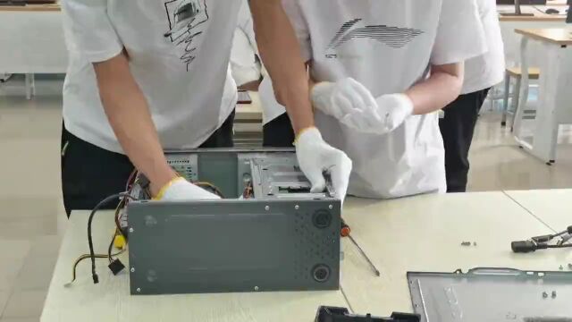 西安轨道交通技师学院专业系列解读一 |预备技师专业详解