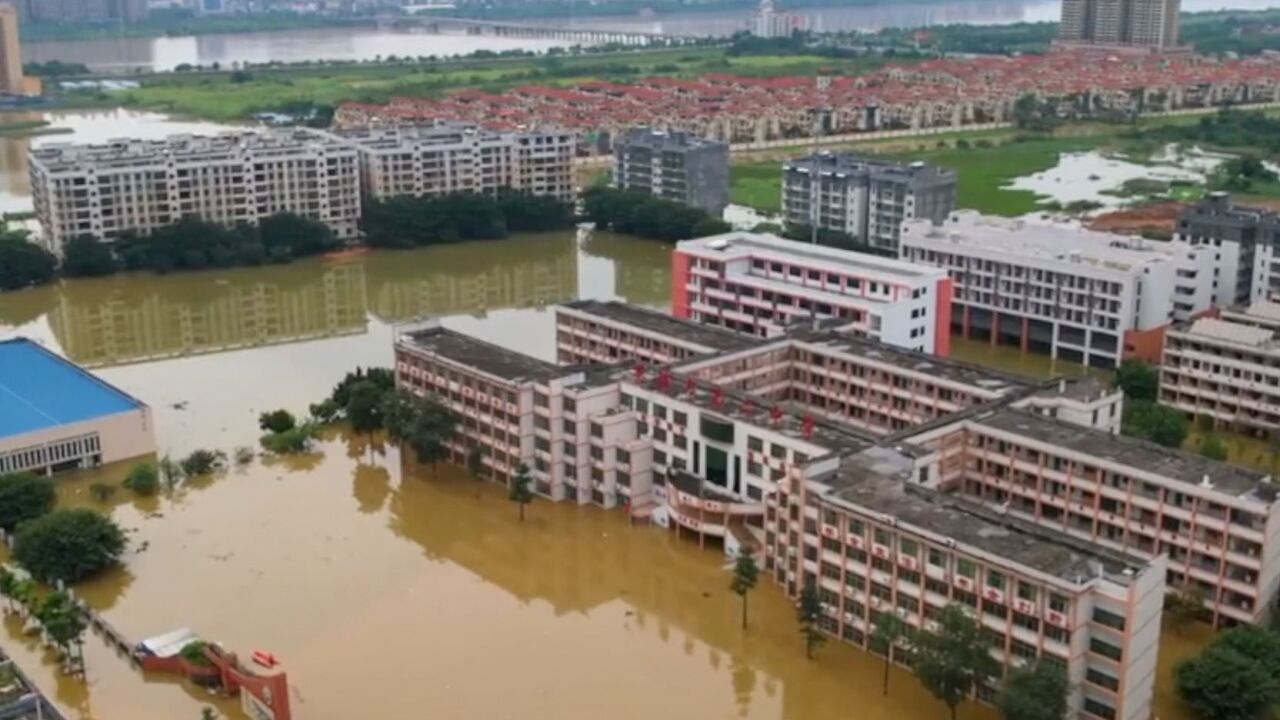 清远北江干流水位持续上涨,21日英德所有学校全面停课