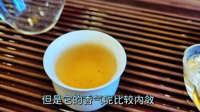 如何确定你心目中的好普洱茶呢?同时用两款茶对比解答这个问题.