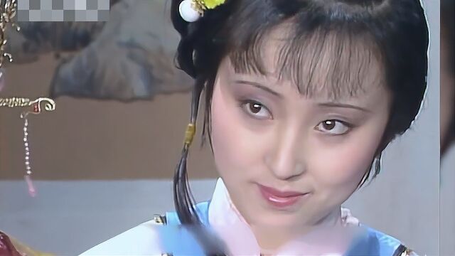 红楼戴花头饰“花依人更艳,人依花更美”1