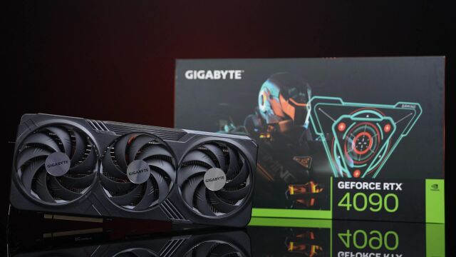 技嘉GeForce RTX 4090 GAMING OC 24G魔鹰 开箱