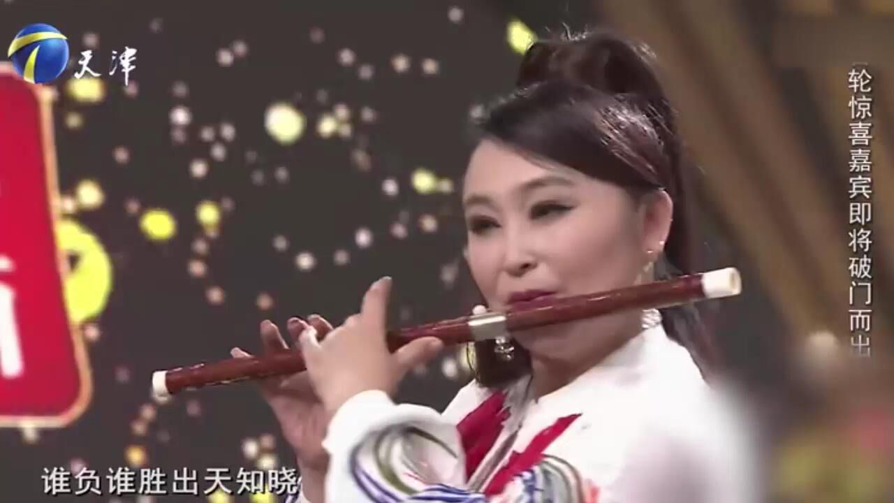 冯晓泉与曾格格合作歌曲《沧海一声笑》,两人默契十足丨你看