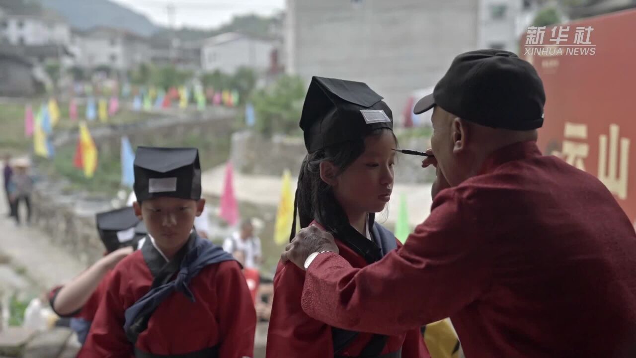 福建仙游济川村:美化古厝环境 假期文旅添活力