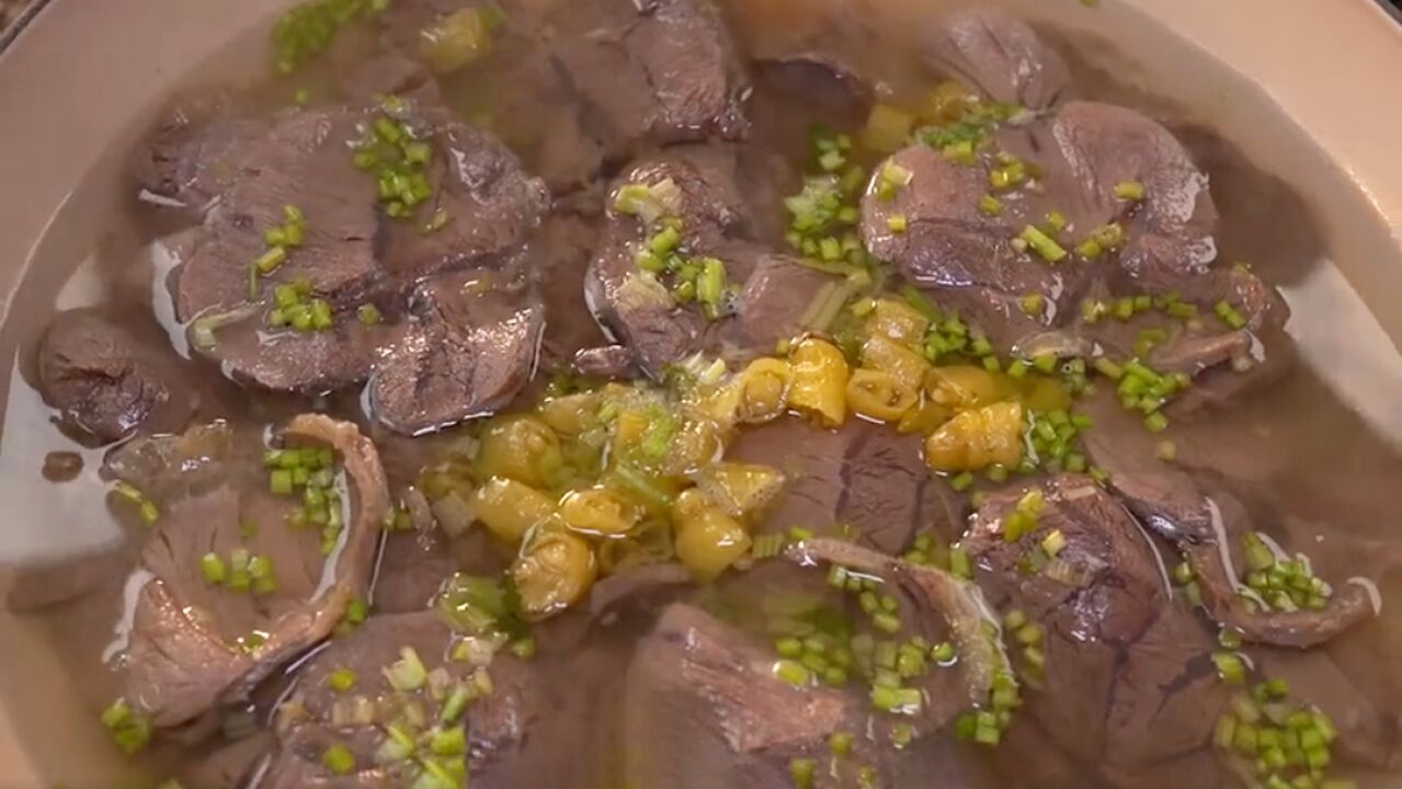 泉水牛肉,看似寡淡,实则超开胃~