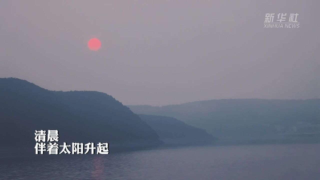 赏镜泊湖鹿苑岛美景