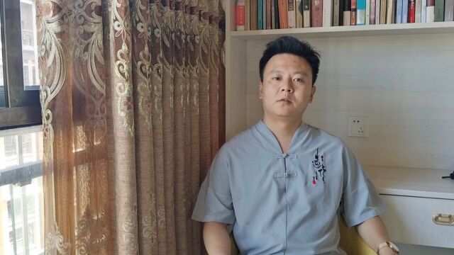 是什么奠定孔子万世师表的地位?为何说天不生孔子万古如长夜?