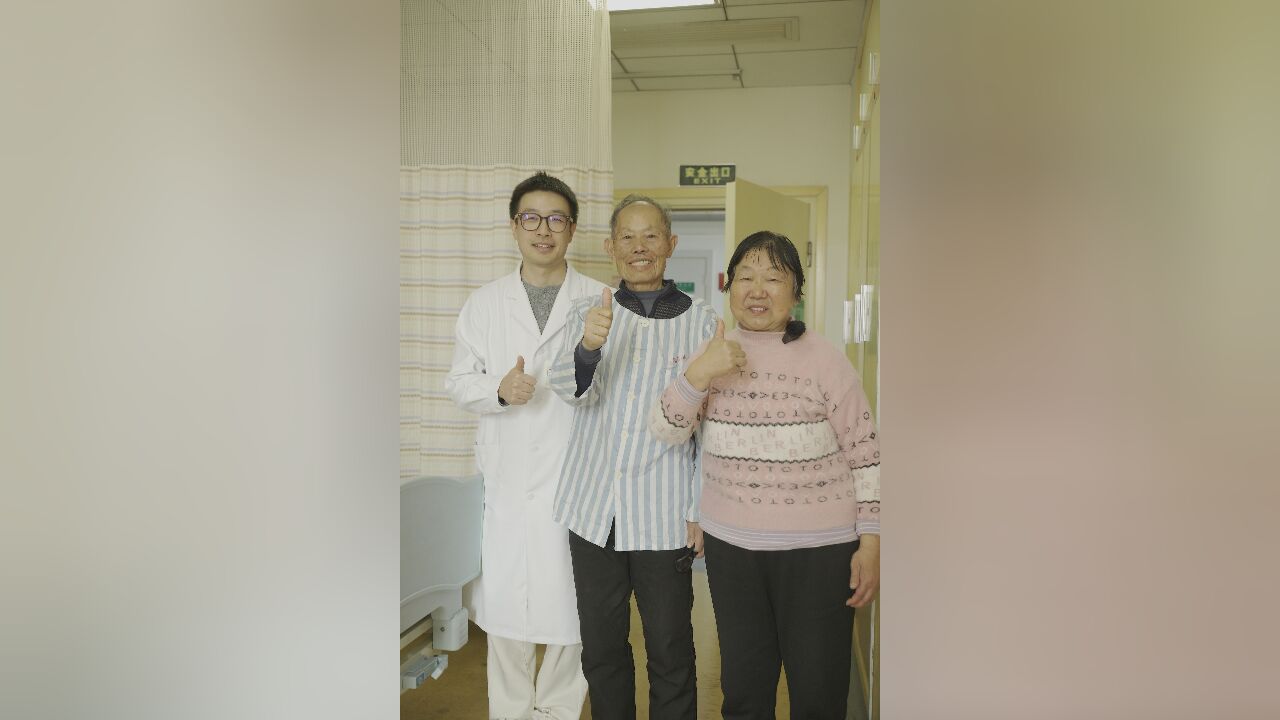 暖心!医生为年迈患者垫付诊疗费,患者家属一笔一划写下感谢信