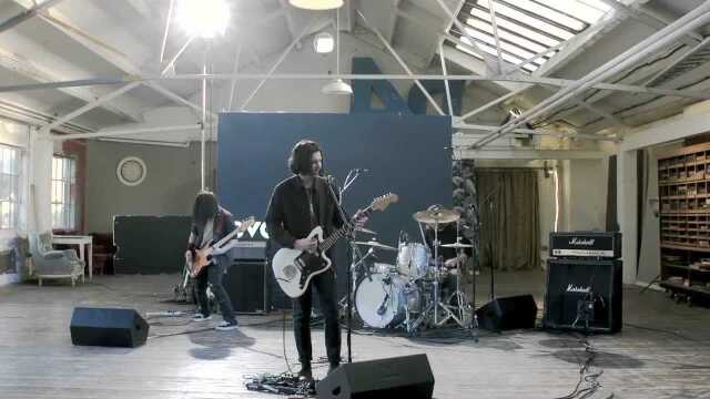 Fangclub  Bad Words  Vevo dscvr (Live)