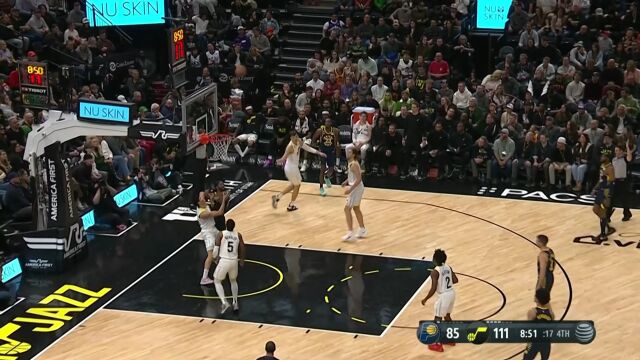 布里赛特上演追身大帽 助攻内史密斯底角三分穿云箭