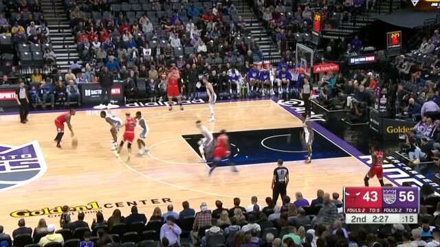 让你感受下死亡缠绕的可怕之处 福克斯抢断德罗赞反击一条龙扣篮