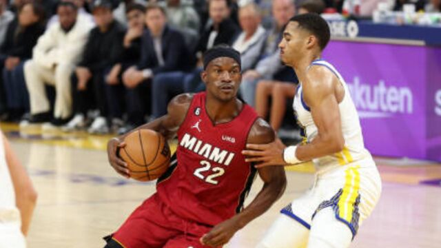 巴特勒vs勇士集锦 27+6+8内突外投撕裂防线