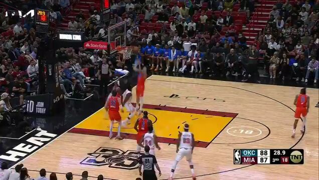 NBA常规赛：雷霆vs热火第3节英文原声回放
