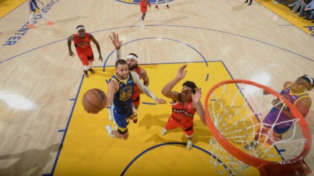 库里vs猛龙集锦 全场35+7+11末节三分开张奠定胜局