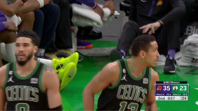 飞身突破无视防守 布罗格登甩开兰代尔轻松上篮得手