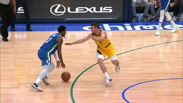 遗憾错过机会 欧文最后时刻压哨三分绝杀弹框而出