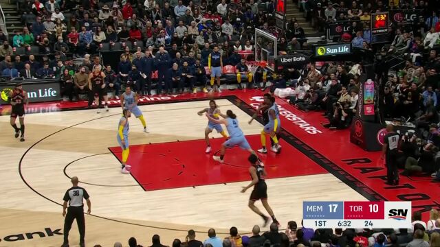 莫兰特运筹帷幄送出妙传 亚当斯心领神会空接拽筐暴扣