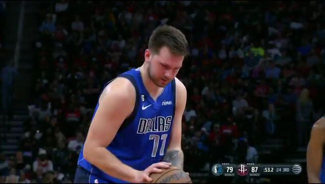 NBA常规赛：独行侠vs火箭第3节中文解说回放