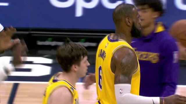 让你大意你不闪！里弗斯鬼手抢断哨响球进