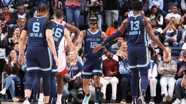 火箭125-130灰熊 莫兰特复出杰克逊37+10灰熊喜提四连胜
