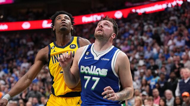 步行者124-122独行侠 欧文错失绝杀步行者客场险胜