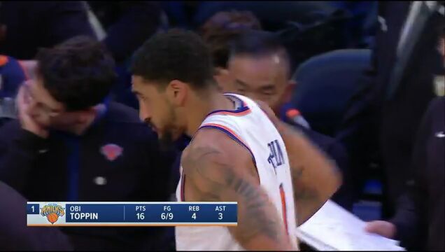 NBA常规赛：步行者vs尼克斯第3节英文原声回放