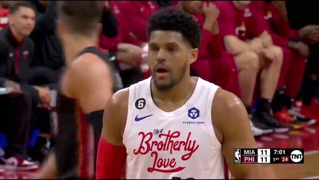 NBA常规赛：热火vs76人第1节中文解说回放