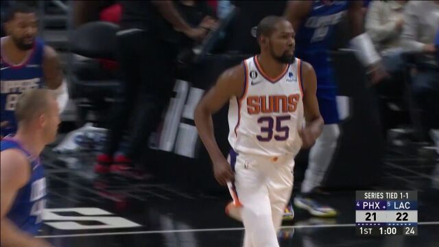 比永博飞身钉板大帽招呼海兰德 布克趁势抢板反击妙传KD上篮得手