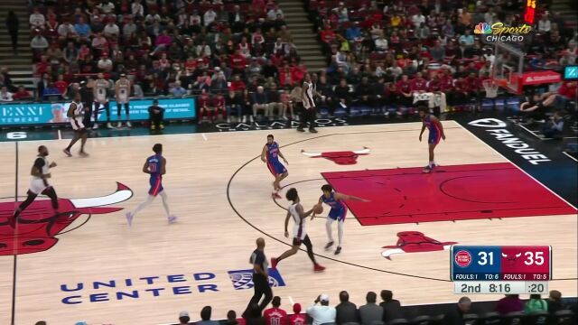 NBA常规赛：活塞vs公牛英文原声全场回放